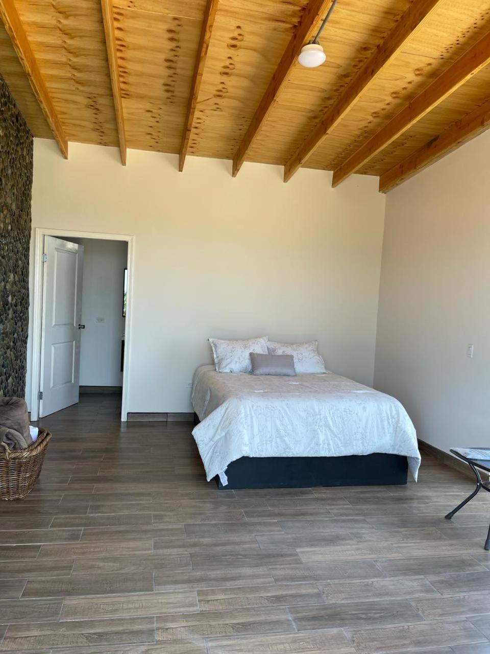 Canto Rodado Valle De Guadalupe 엔세나다 외부 사진